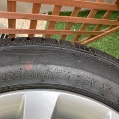 BMW スタットレスタイヤ X1 17インチ 取引中