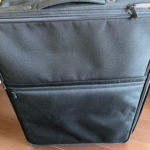 半分の厚みで収納できるソフトキャリーケース　スーツケース　XL 黒