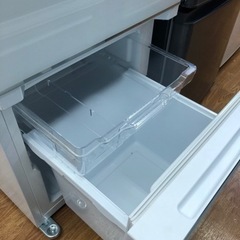 安心の1年保証】Hisense の2ドア冷蔵庫
