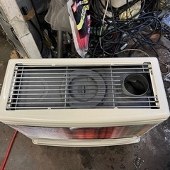 P5019 分解点検済み♪ サンポット 2018年製　KSH-7011RC 煙突式石油ストーブ　木造18畳　コンクリート29畳 プラクラ東区本町店　札幌