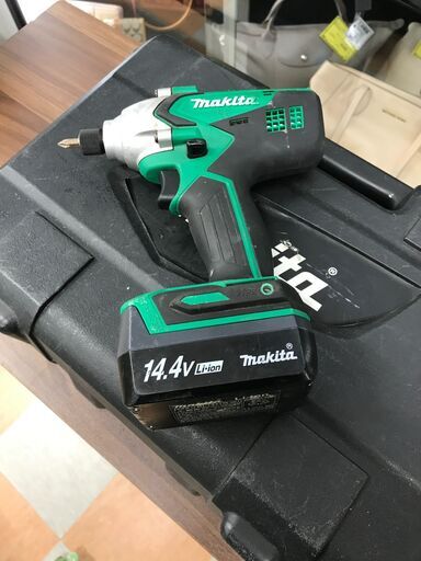 マキタ インパクトドライバー M695D ※動作チェック済 | tintasmarfim