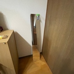 22日10時〜12時限定。鏡（IKEA）