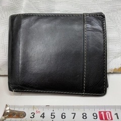 【中古】男性用財布　使用感あります3️⃣100円