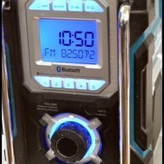 中古 マキタ 現場ラジオ MR108 Bluetooth ACアダプター付