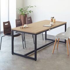 ブラックフレームテーブル（コンセント付き）＋椅子５脚セット