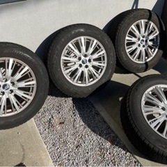 BLIZZAK 235/65/R18 スタッドレス