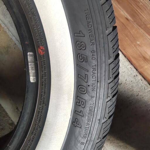 ホワイトリボンタイヤ14インチ185/70r14