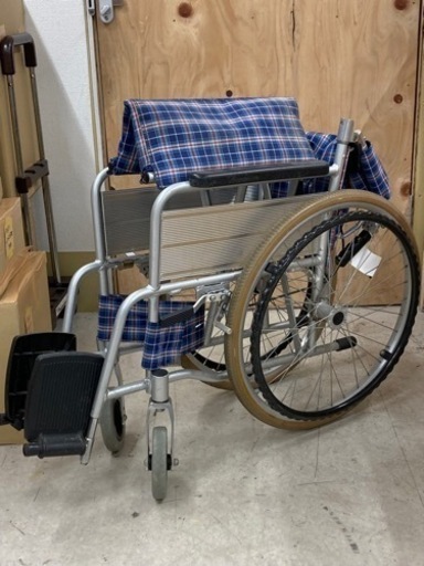 【17日受け渡し予定あり】車椅子 車いす 車イス 部品取り メーカー不明 介護 介助 ヘルスケア