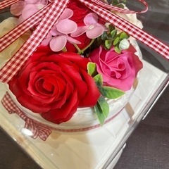 ソープフラワー薔薇のケーキ