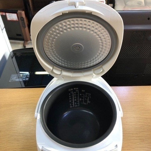 TOSHIBA 炊飯器 5.5合炊き 2021年製】 - 炊飯器 