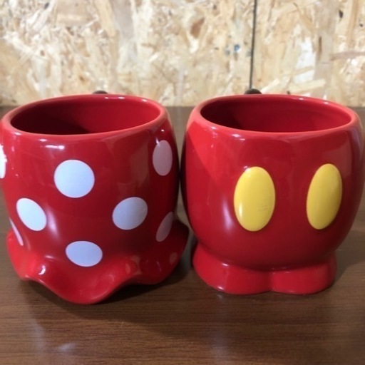 お買得‼︎   ミッキー　ミニー　オシャレ　マグカップ   ペア　贈り物　プレゼント　早いもの勝ち‼︎