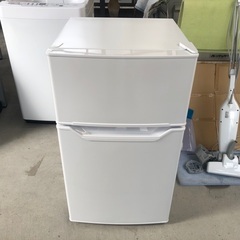 【超美品】2022年製 ヤマゼン冷凍冷蔵庫「YFR-D91」86L