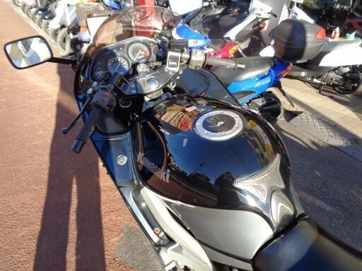 カワサキ（ＫＡＷＡＳＡＫＩ） 車名　NO.4582　ＺＺＲ４００　Ｎ型　水冷４サイクル１６バルブ４気筒エンジン　ＳＰ忠男スーパーコンバットカーボンマフラー　ブラック＆グレー　☆彡 カワサキ（KAWASAKI） 車名 NO.4582 ZZR400 N型 水冷4