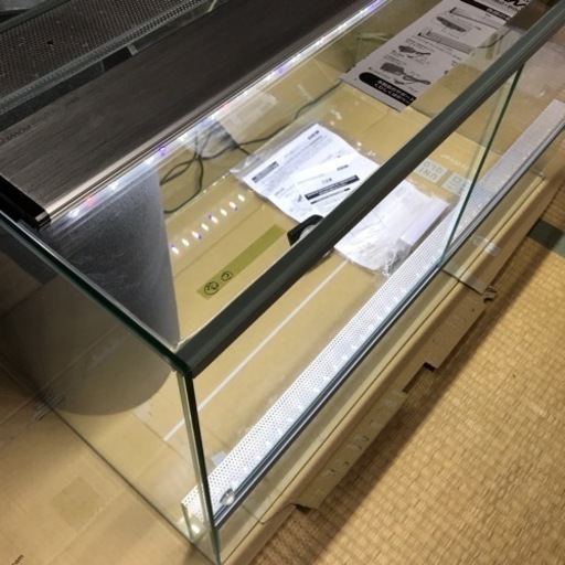爬虫類倶楽部 龍匠 ガラスケージ ホワイトタンク UVB ライト
