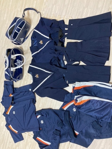 エンゼル学園幼稚園制服 (ぴぴ) 杉並のキッズ用品《子供服》の中古  