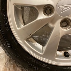 夕方には購入者決まります 冬タイヤ ダイハツ 純正ホイール 4本セット 