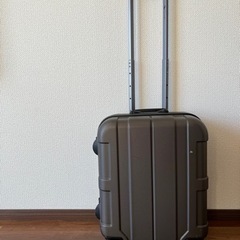 スーツケース　※鍵無し