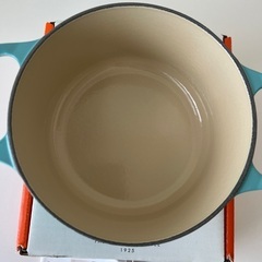 ルクルーゼ  ココットロンド　16cm  新品