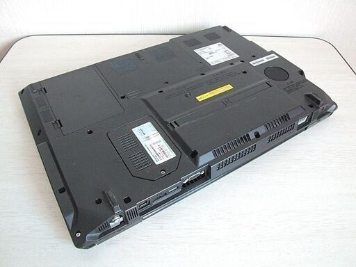 高速SSD240GB搭載 大画面18.4型フルHD Core i5 8GB 富士通 FMV