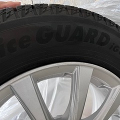 お取引中　　　スタッドレスタイヤ　アイスガード　2021年12月29日購入　175/65R14