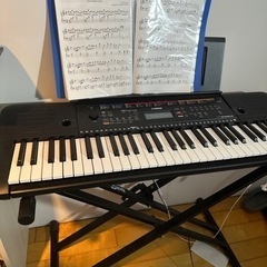 電子ピアノ　YAMAHA PSR-E263
