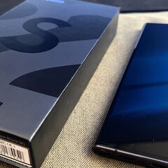 【中古美品】Galaxy S22 Ultra 白ロム