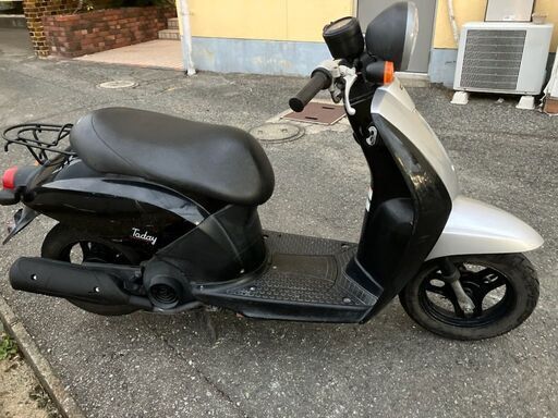 AF61 トゥディ　４スト　エンジン実働　シルバーブラック　キック始動 AF61 トゥディ 4スト エンジン実働 シルバーブラック キック始動 原