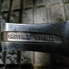 スタッドレスタイヤ 185/60R15取りにこられる方