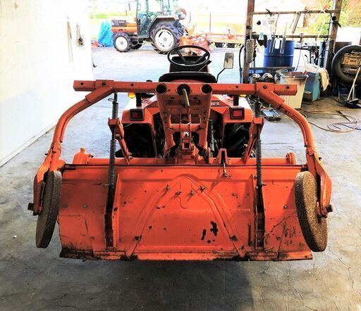 SOLD OUT】【三重県津市】 清掃・整備済み クボタ トラクター B1-14