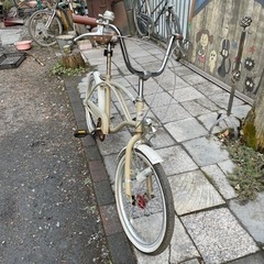 【2996】ビーチクルーザー　20インチ　17,100円（防犯・税込）