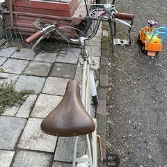 【2996】ビーチクルーザー　20インチ　17,100円（防犯・税込）