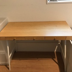 IKEA デスク　机