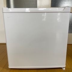 アイリスオーヤマ　ミニ冷蔵庫　46L 一人用 一人暮らし 小さい　白