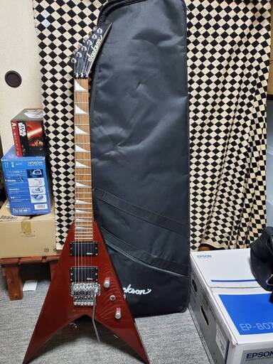 【値下げ】Jackson  フライングV　ケース付き
