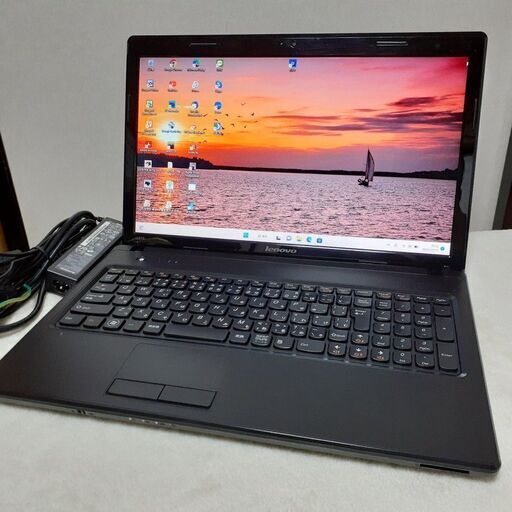 【取引中です】lenovo　G570　SSD　i5　カメラ　Wi-Fi　マルチ　テンキー付き　Windows11