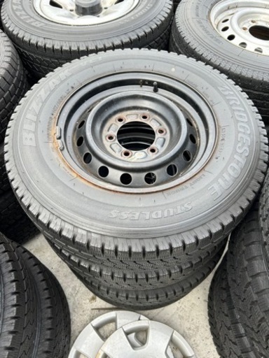 155/80/13 スタッドレス4本タイヤ+交換、安い、早い、アマン