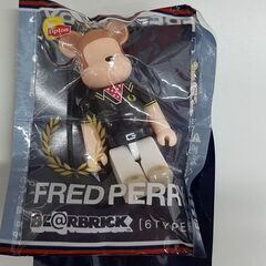 リプトン　FREDPERRY　BE@RBRICK TM