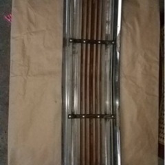 お引き取り先決まりました】ブルーバード510 フロントグリル 及び