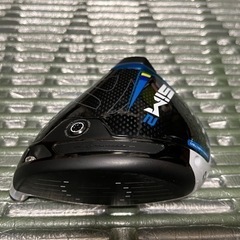【美品】テーラーメイド　SIM2 10.5° ドライバー　ヘッド