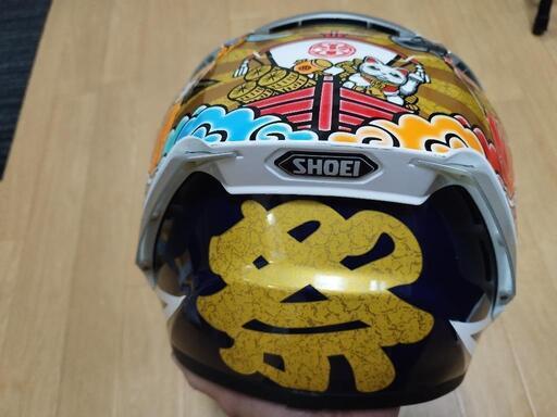 バイクフルフェイスヘルメットM祭図5回ぐらいしか使用してません。息子