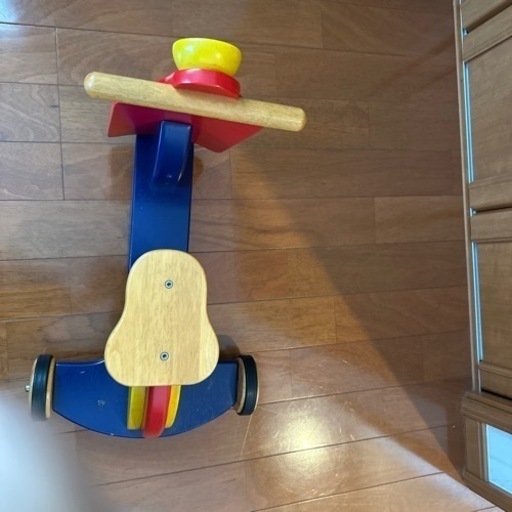 木製三輪バイク　幼児用　室内用乗用車　足蹴り 木製三輪バイク 幼児用 室内用乗用車 足蹴り