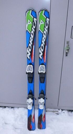 日本最大のブランド スキー授業3点セット。ノルディカドーベルマン、ジュニアカービングスキー板130cm、ケース付きビンディング、ハートのブーツディーバ7F 24.5~26cm、ケース付き岩見沢市内、近郊の任意の駐車場などで直渡し,バラ売り可、フィッティング、解放値調整サービス、スキー授業からレーシングまで スキー