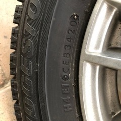 【決まりました】ダイハツ タント スタッドレスタイヤアルミホイールセット(4本)