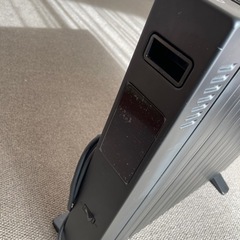 オイルレスヒーター　使用期間1ヶ月２、３回使用　定価15000円