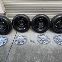 ハイエース タイヤ (195/80R15) 純正、200系 ４本セット 