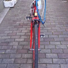 最終値下げ・赤クロスバイク　前後輪ブレーキ◎　今年購入700c 　6段変速※　～1/14㈯まで 最終値下げ・赤クロスバイク 前後輪ブレーキ◎ 今年購入700c 6段変速※ ～