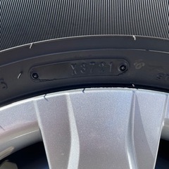 ハイエース純正タイヤホイール　新車外し　値下げしました