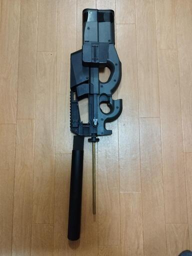 息子の病院の費用に…東京マルイ 電動ガン ps90ハイサイクル