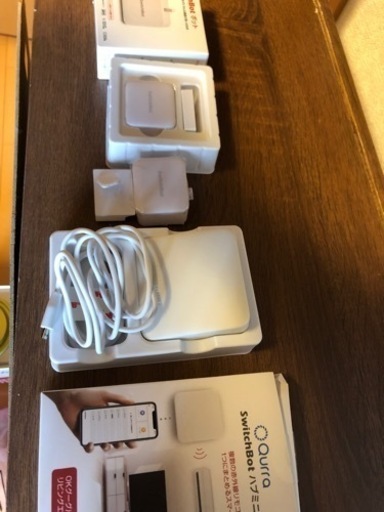 Switchbot ハブミニ×1 物理スイッチ×2の画像