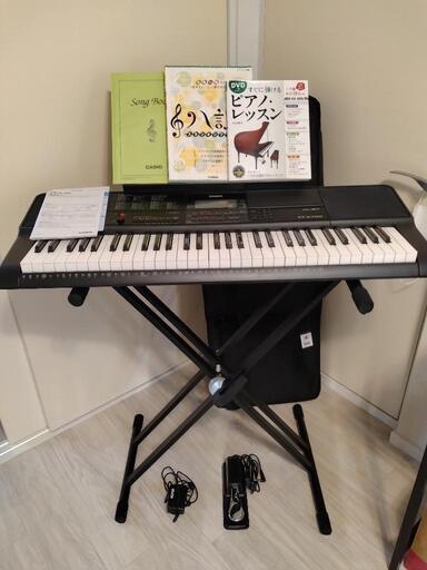 電子キーボード　【CASIO  CT-X700】+α